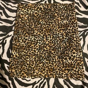 Leopard mini skirt